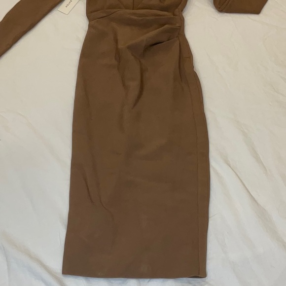 BABATON | Vandelay Dress | Women Size XS | Aritzia | Bandage Dress | NWT | Camel - Picture 3 of 10